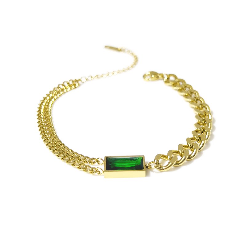 Emerald bracelet