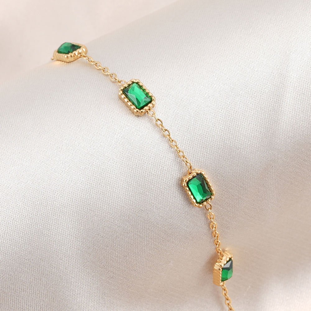 Second image of Fashion Bracelet En Acier Inoxydable 2024 Stainless Steel 18K Gold Plated Emerald Zircon Bracelet Women
